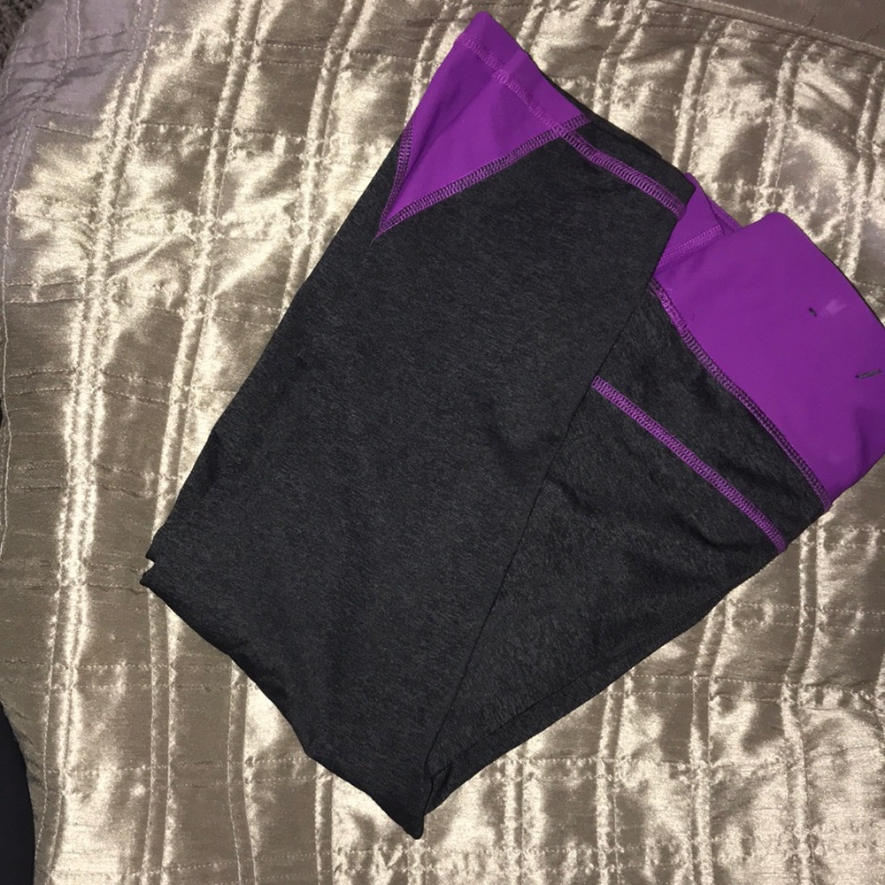 Xersion Purple & Grey Capri’s